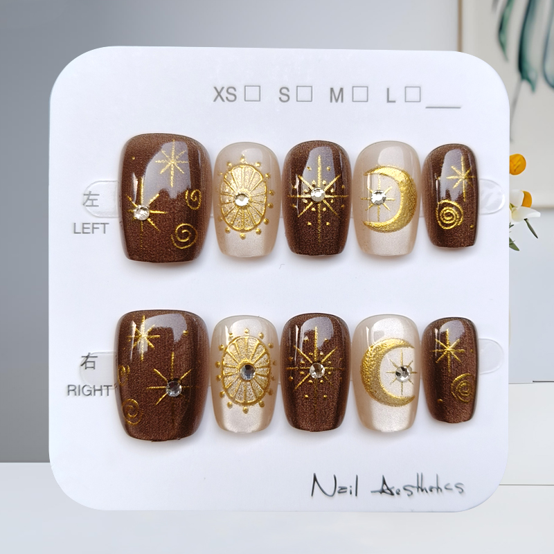 10Pcs Autumn and Winter Brown  - огляд і ціна Nail Art Quirky