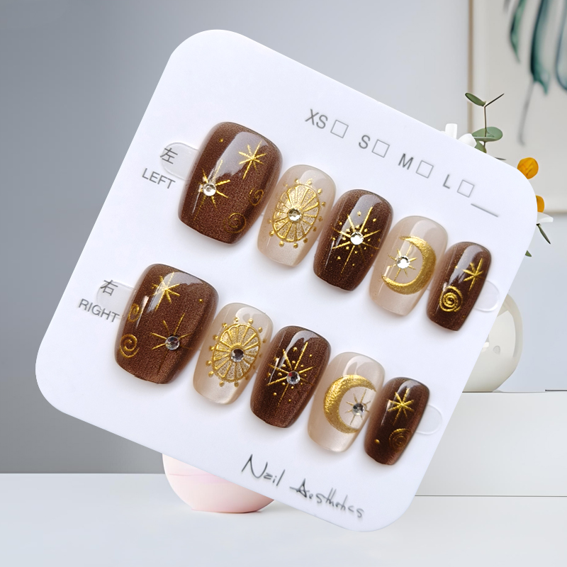 10Pcs Autumn and Winter Brown  - огляд і ціна Nail Art Quirky