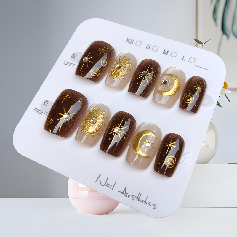 10Pcs Autumn and Winter Brown  - огляд і ціна Nail Art Quirky