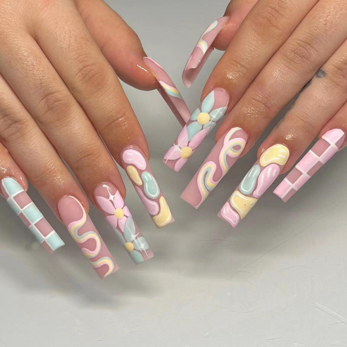 24pcs Black French Fake Nails  - огляд і ціна Nail Art Quirky